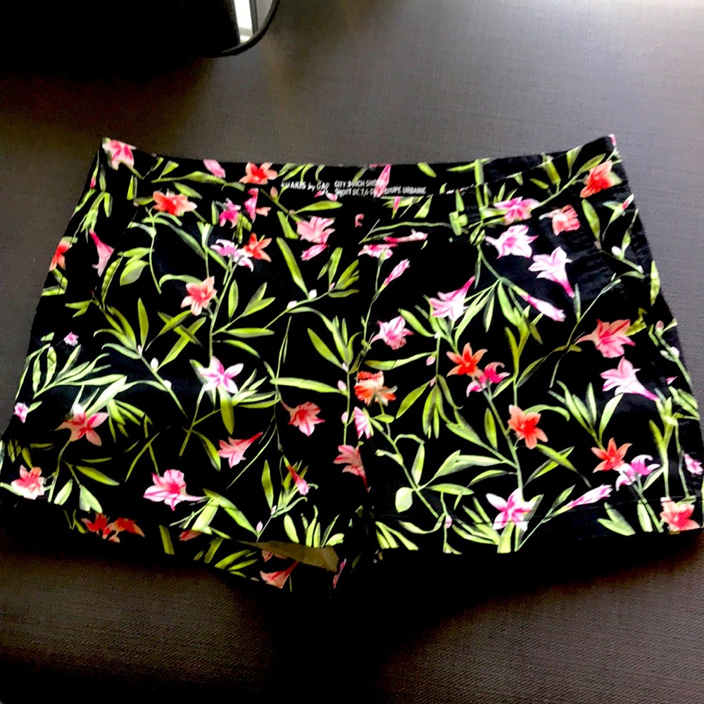 GAP Shorts